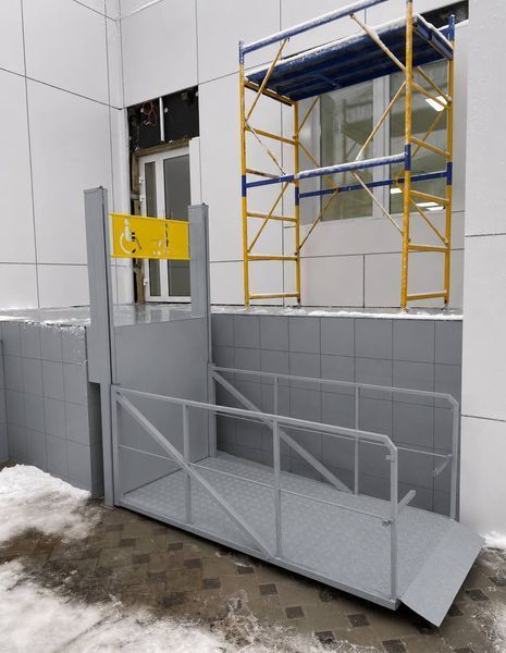 Стійковий лікарняний підйомник для транспортування каталок, медичних ліжок та пацієнтів (до 4 м) ASPAR HMV Лікарняні підйомники для каталок