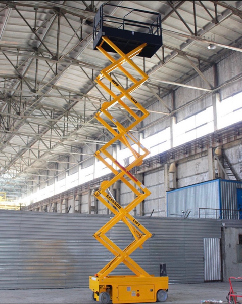 Non-self-propelled scissor lift 6 m, 300 kg