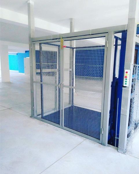 Shaft-type freight elevator ASPAR SHE 5000